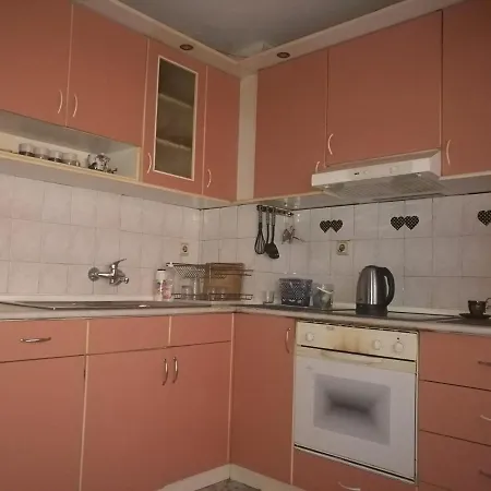 Младост Daire Varna